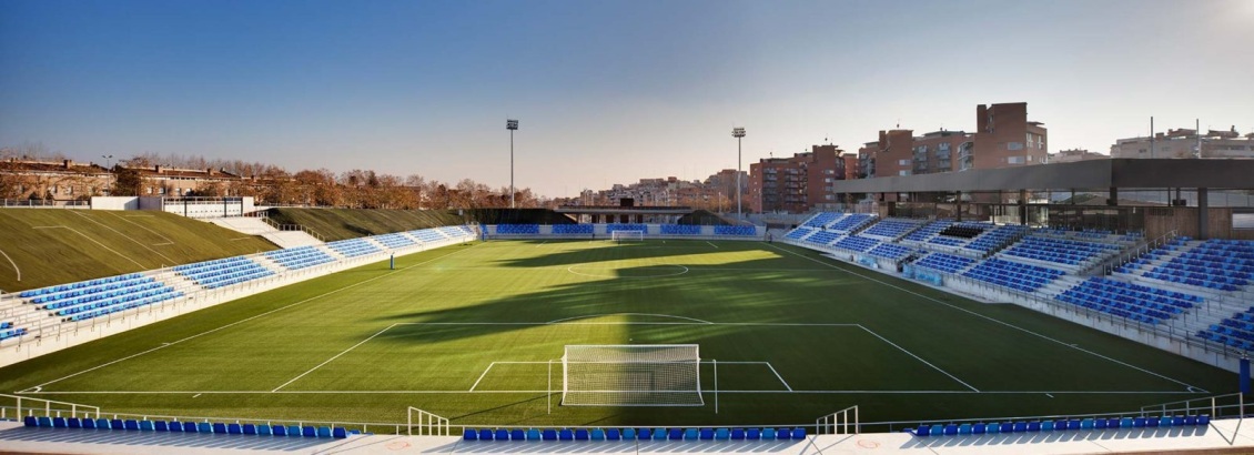 El Levante Las Planas se interesa por el estadio del Badalona